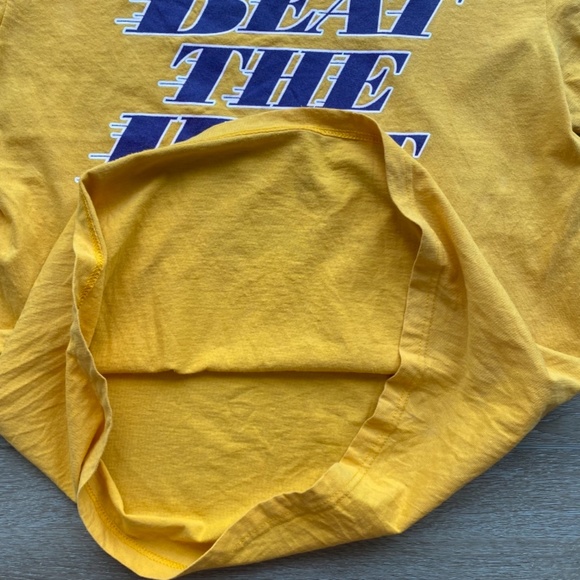 Adidas NBA Lakers Shirt Large Official “BEAT THE HEAT” - Picture 5 of 9